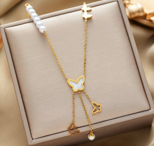 C1276 collar mariposa dorada perlas acero inoxidable