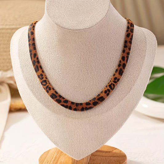 C807 Collar leopardo aleacion 34cm