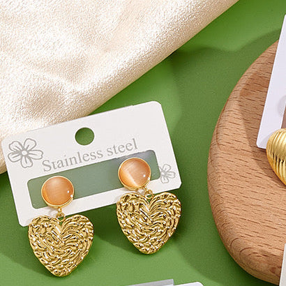 E4754 Aretes corazón dorado acero inoxidable chapado en oro de 18k 3cm