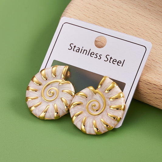 J606 aretes caracol dorado acero inoxidable 2.7cm
