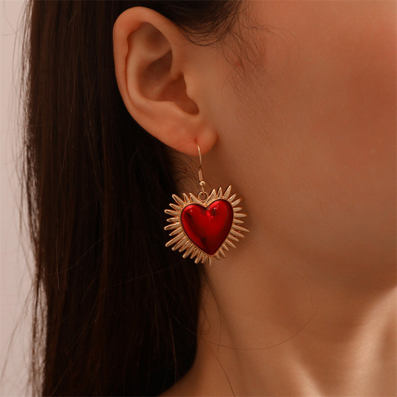 E2051D Aretes corazon rojo dorado aleacion gancho