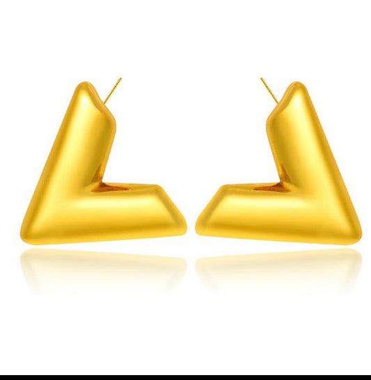 E5512 Aretes V dorados acero inoxidable 2cm