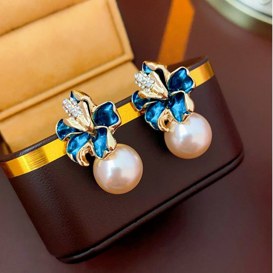 E5810 Aretes flor azul perla aleacion poste de cobre 4cm