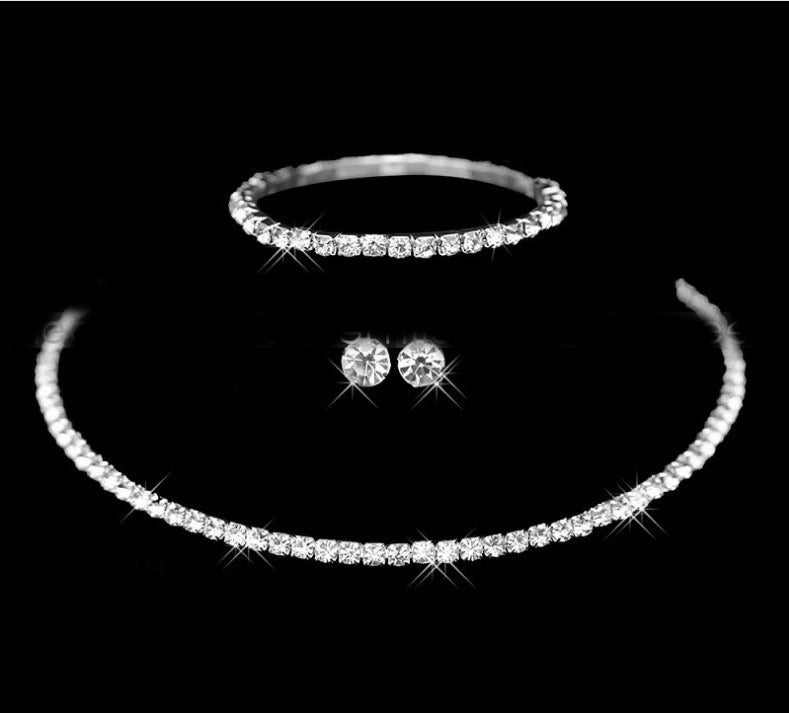 C1509 Conjunto de collar aretes y pulsera brillante plateada elegante aleacion