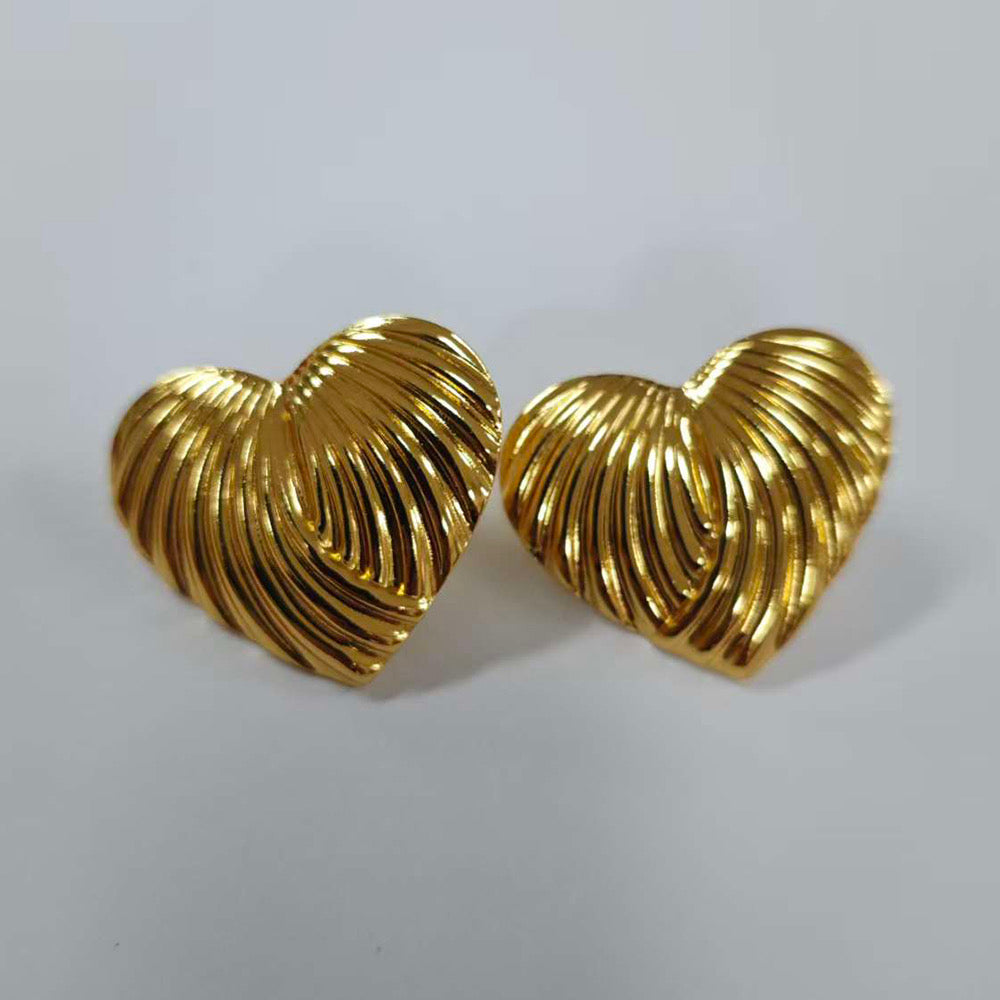 E5047 Aretes corazón dorado acero inoxidable 3cm