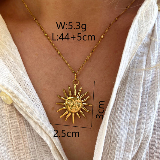 C541 Collar sol acero inoxidable chapado en oro 18k largo 26cm dije 3cm