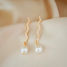 E3736 Aretes dorados perla aleacion 4.5cm