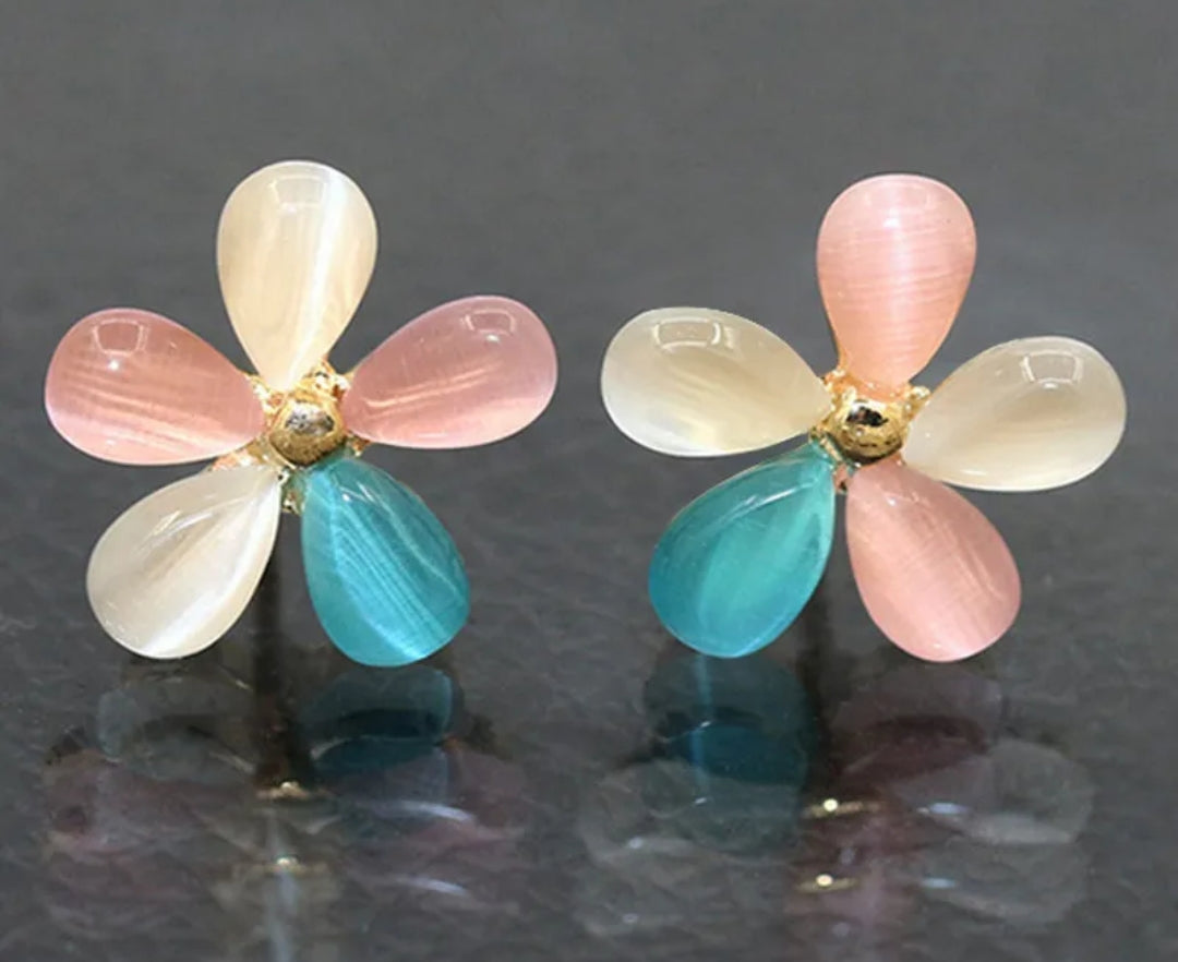 E3121 Aretes flor colores aleacion 1cm