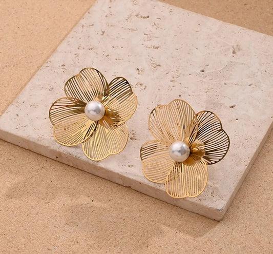 J550 Aretes flor dorada acero inoxidable chapado en oro 18k 3.5cm